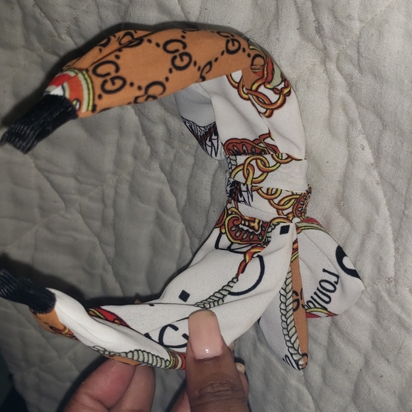 Headband - Picture 5 of 7